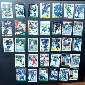 30+ Hartford Whalers Hockey Cards from the 90's - Various Sets!